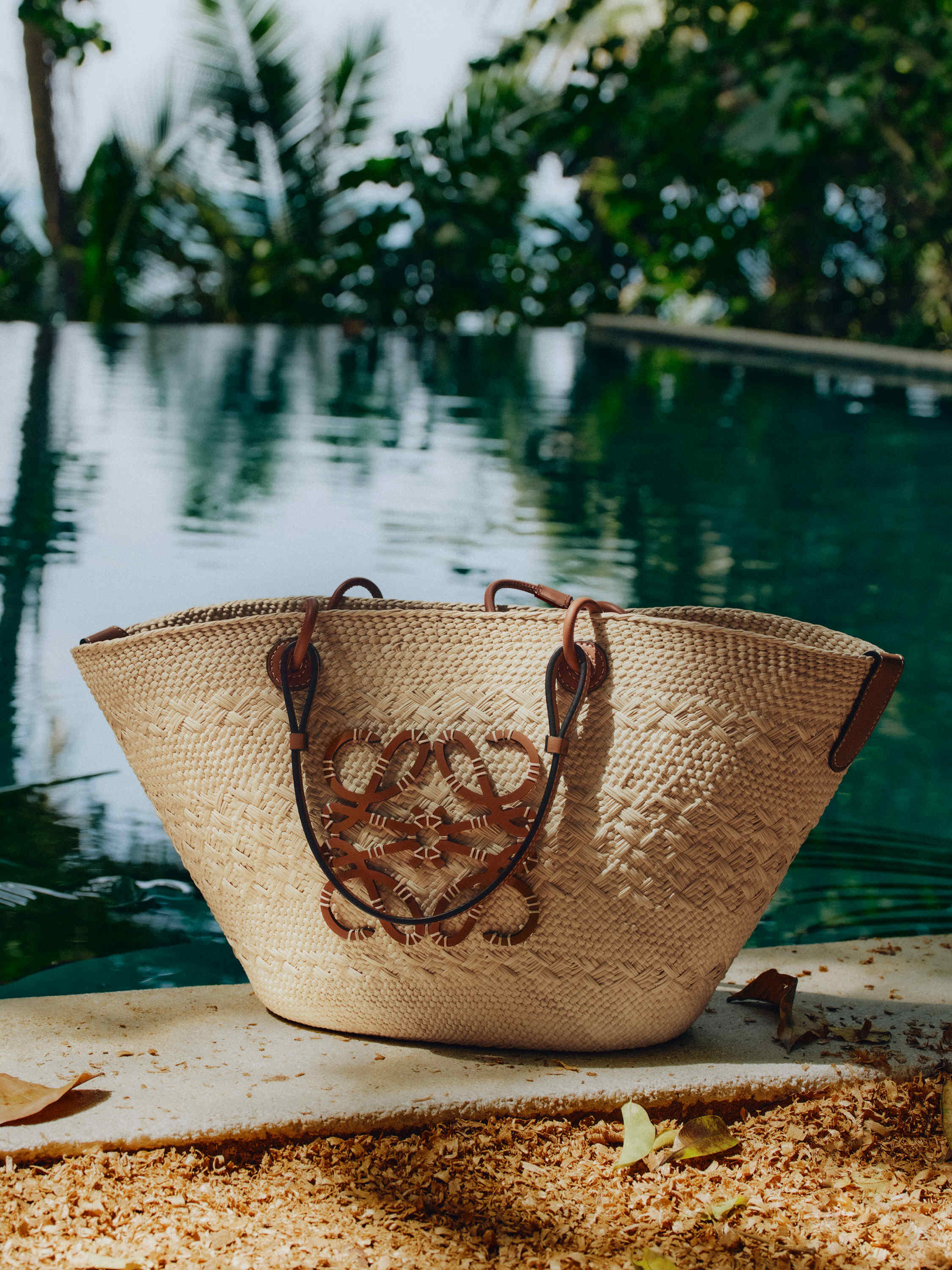 毎日のワードローブ｜ロエベ 公式サイト - ロエベ 日本 公式サイト